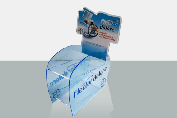 Flector-display-da-banco-in-plexiglas-trasparente
